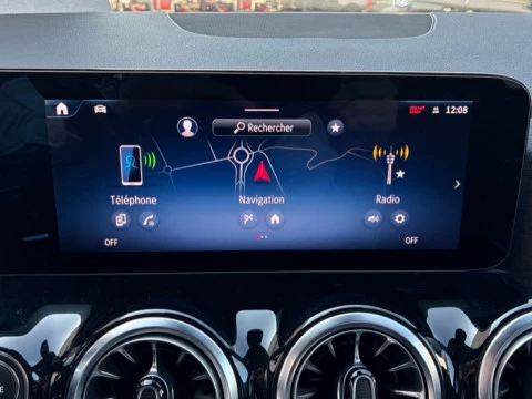 Mercedes-Benz GLA  250 e