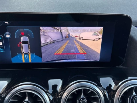 Mercedes-Benz GLA  250 e