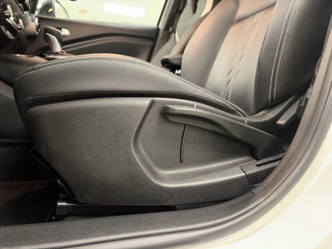 Nissan Juke 1.6 Hybrid Premiere Edition Auto 105 kW (143 CV)