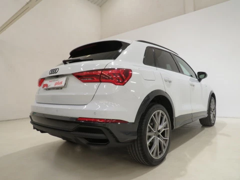 Audi Q3 Black line 35 TDI 110 kW (150 CV) S tronic