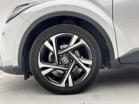 Toyota C-HR 2.0 180H Advance