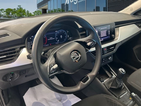Skoda Kamiq 1.0 TSI 81kW (110CV) Emotion