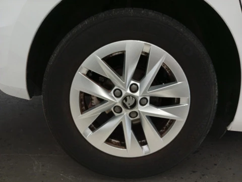 Skoda Fabia 1.0 TSI 70KW (95CV) DESIGN