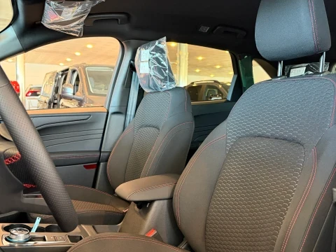 Ford Kuga ST-Line 2.5 Duratec PHEV 178kW Auto