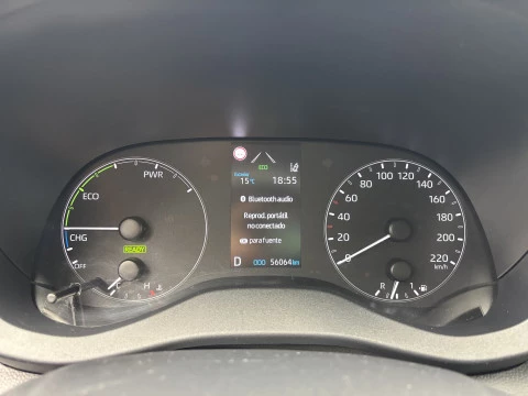 Toyota Yaris 1.5 120H Business Plus