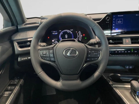 Lexus UX 2.0 300h UX Plus
