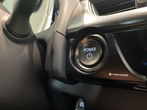 Lexus UX 2.0 300h UX Plus