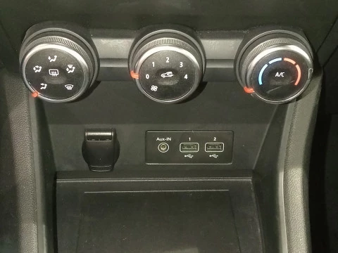 Renault Captur   TCe Intens 67kW