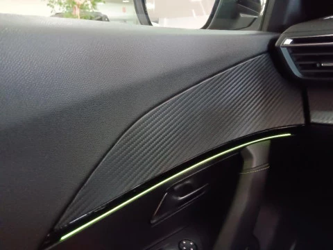 Peugeot 2008 1.2 PURETECH 130 S&S GT 5P