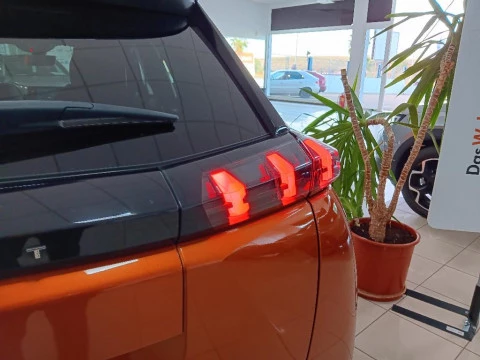 Peugeot 2008 1.2 PURETECH 130 S&S GT 5P