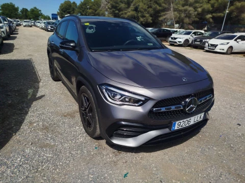 Mercedes-Benz GLA GLA 200 D