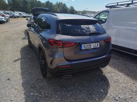 Mercedes-Benz GLA GLA 200 D