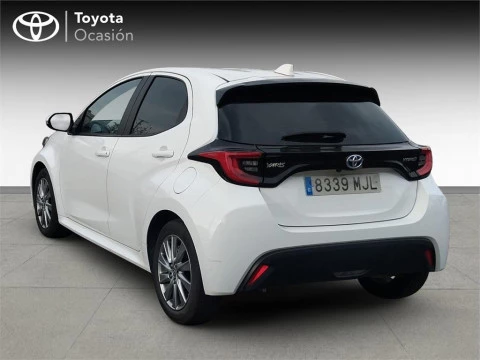Toyota Yaris 5 Puertas Active Tech 120H Automático (e-CVT)