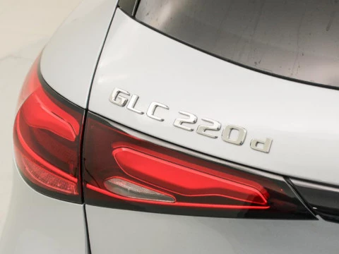 Mercedes-Benz Clase GLC 2.0 GLC 220 D MHEV AUTO 4MATIC 197 5P