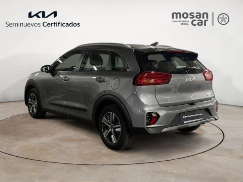 Kia Niro 1.6 GDi HEV 104kW (141CV) Drive