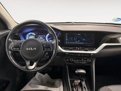 Kia Niro 1.6 GDi HEV 104kW (141CV) Drive