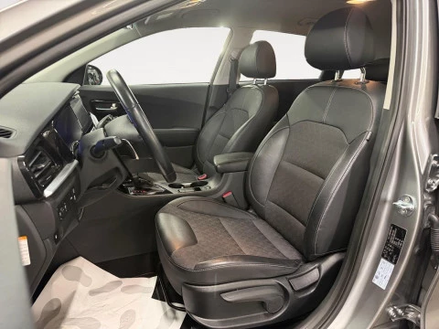Kia Niro 1.6 GDi HEV 104kW (141CV) Drive