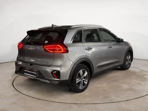 Kia Niro 1.6 GDi HEV 104kW (141CV) Drive