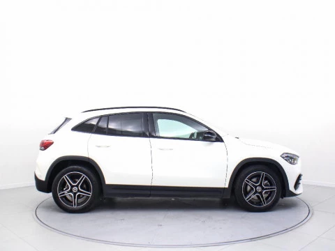 Mercedes-Benz GLA GLA 180