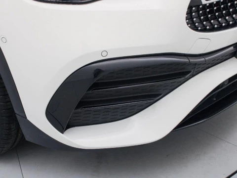 Mercedes-Benz GLA GLA 180