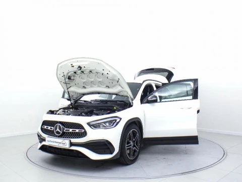 Mercedes-Benz GLA GLA 180