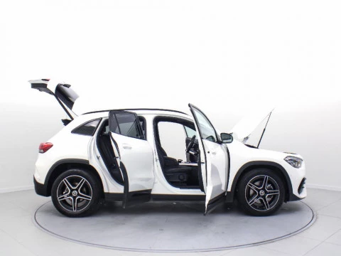 Mercedes-Benz GLA GLA 180