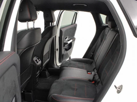 Mercedes-Benz GLA GLA 180