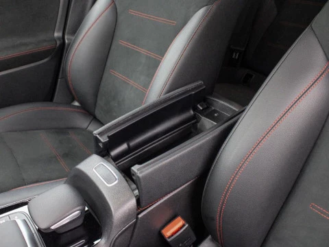 Mercedes-Benz GLA GLA 180