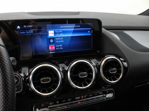 Mercedes-Benz GLA GLA 180