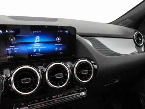 Mercedes-Benz GLA GLA 180