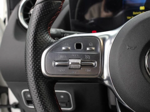 Mercedes-Benz GLA GLA 180