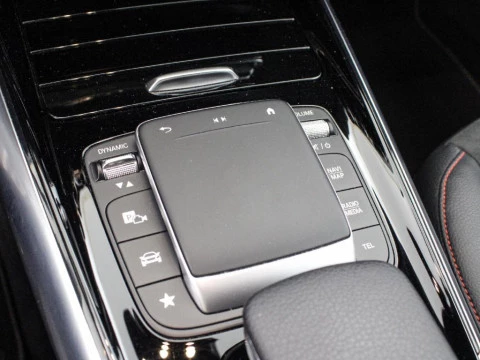 Mercedes-Benz GLA GLA 180