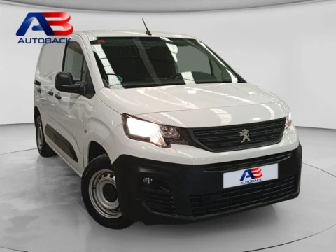 Peugeot Partner Pro Standard 600kg BlueHDi 100 CV 
