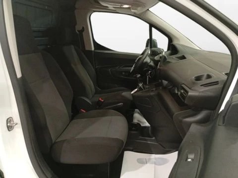 Peugeot Partner Pro Standard 600kg BlueHDi 100 CV 