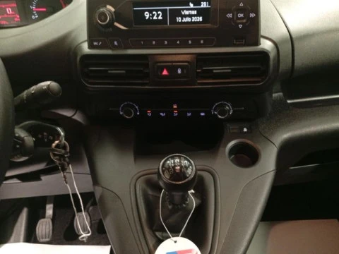 Peugeot Partner Pro Standard 600kg BlueHDi 100 CV 