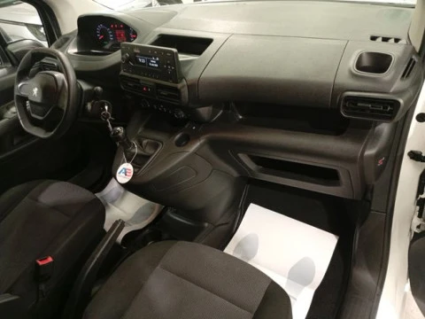 Peugeot Partner Pro Standard 600kg BlueHDi 100 CV 
