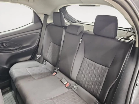 Toyota Yaris 1.5 120H Active Plus