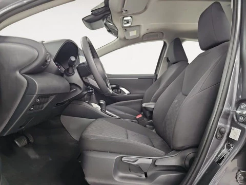 Toyota Yaris 1.5 120H Active Plus