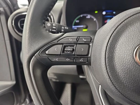 Toyota Yaris 1.5 120H Active Plus