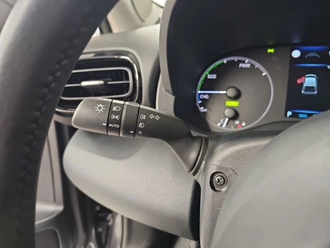 Toyota Yaris 1.5 120H Active Plus