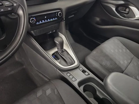 Toyota Yaris 1.5 120H Active Plus