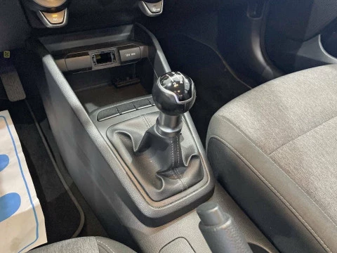 Kia Stonic 1.2 DPi 62kW (84CV) Drive