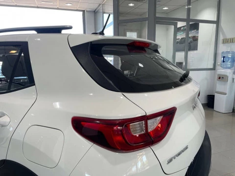 Kia Stonic 1.2 DPi 62kW (84CV) Drive