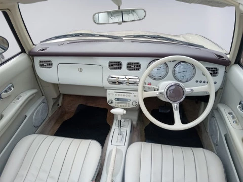 Nissan Figaro .