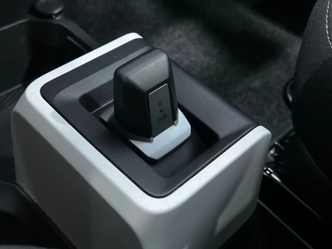 Dacia Spring Extreme Electric 48kW (65CV)