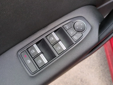 Renault Captur zen fast track E-Tech híbrido 105 kW