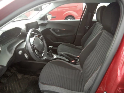 Peugeot 2008 Active BlueHDI 81kW (110CV)