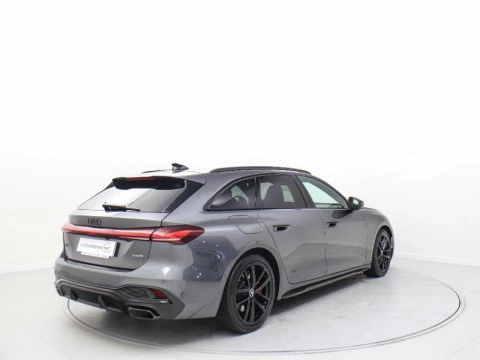 Audi A5 2.0 PHEV E-HYBRID QUA 220 BUSINESS AVANT 299 5P