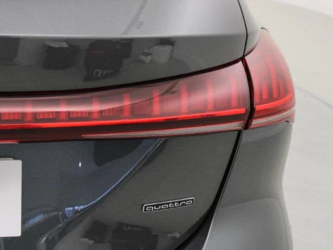 Audi A5 2.0 PHEV E-HYBRID QUA 220 BUSINESS AVANT 299 5P