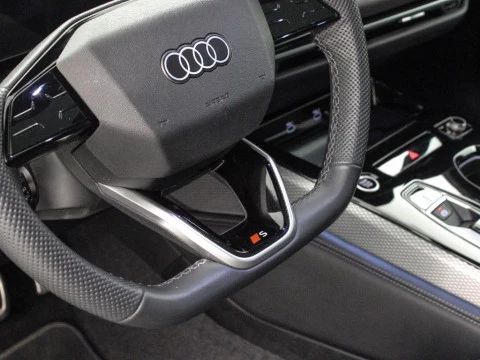 Audi A5 2.0 PHEV E-HYBRID QUA 220 BUSINESS AVANT 299 5P